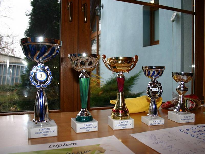 Vyhlášení výsledků Veteran Cupu 2009 a autogramiáda Antonína Panenky