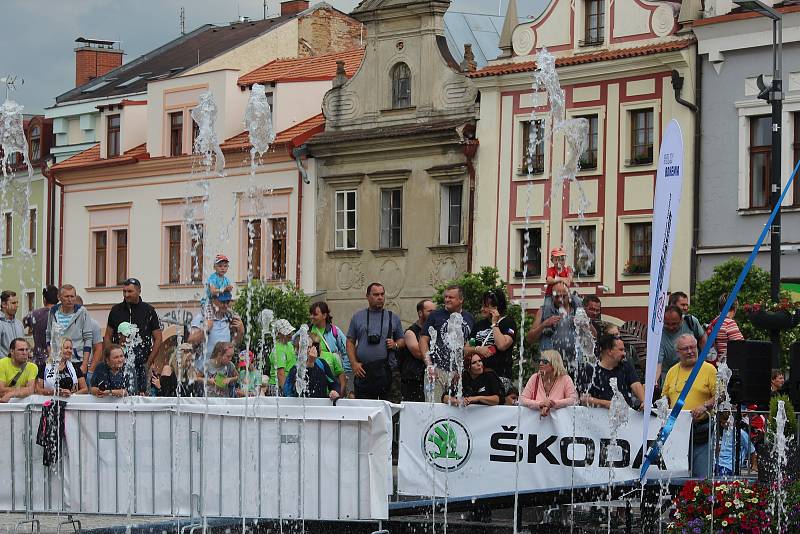 Vítězem čtyřiačtyřicátého ročníku Rally Bohemia se stala posádka ve složení Jan Kopecký a Pavel Dresler, kteří na start vyrazili s číslem jedna.