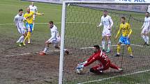 Ve čtvrtfinále Mol Cupu zvítězily Teplice doma nad Mladou Boleslaví 2:1.