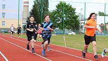 PÁTÁ ZÁKLADNÍ škola Mladá Boleslav se letos už podruhé zapojila do charitativní akce Run and Help aneb běhání, které pomáhá.