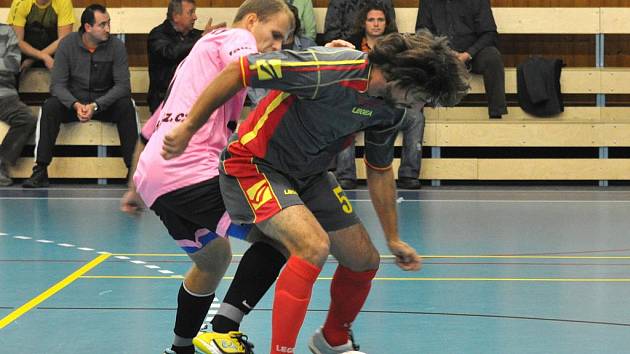 Futsalová Divize A: Atmos Bělá pod Bezdězem - Malibu Mladá Boleslav