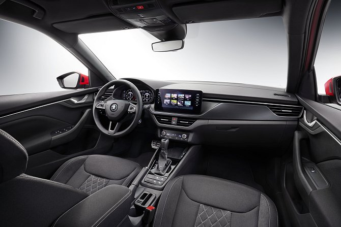 Blíží se premiéra modelu Kamiq, Škoda ukázala první fotografii interiéru vozu.