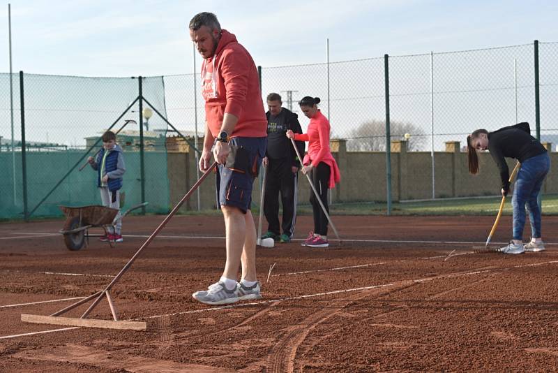 Členové sportovního klubu SA Kolomuty se připravovali na letošní sezónu.