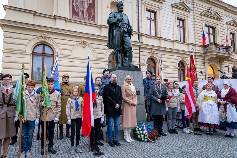 Ze znovuodhalení sochy Václava Budovce z Budova v Mnichově Hradišti.