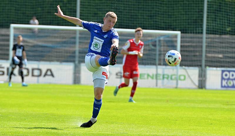 ČFL, 29. kolo: FK Mladá Boleslav B (v modrém) - FK Pardubice B (2:0)