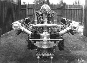 Škoda Muzeum vystavuje letecký motor z roku 1926.