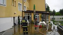 Přívalové deště zaplavily některé lokality v Mnichově Hradišti.