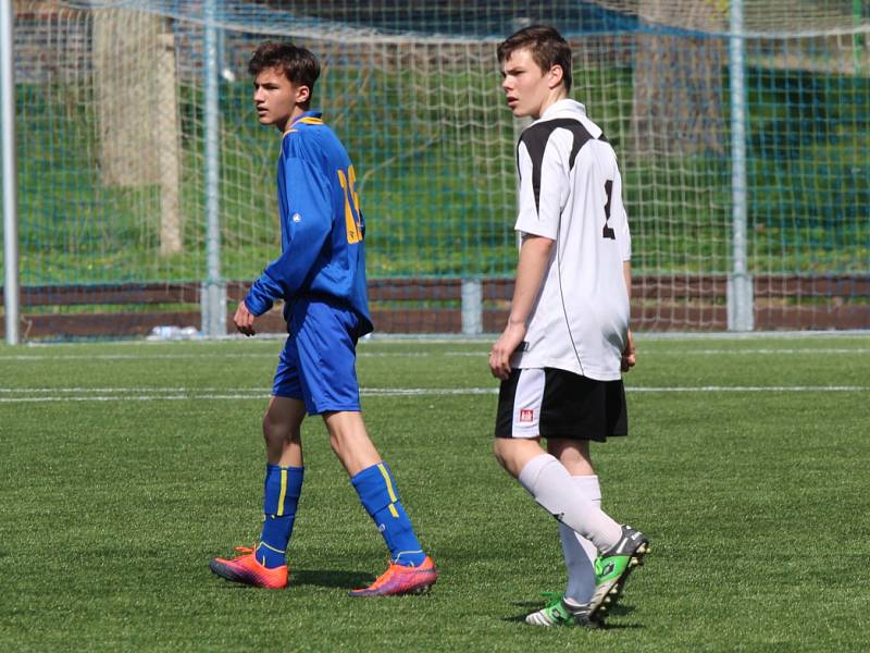 Krajský přebor mladšího dorostu: Mnichovo Hradiště U17 - Neratovice U17