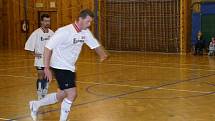 4. kolo okresní futsalové ligy: Malibu B - Dynamo