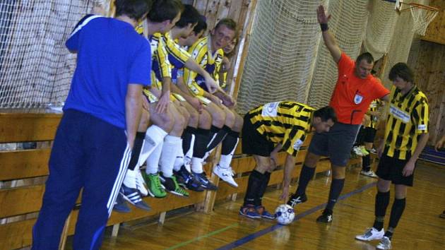 6. kolo Okresní futsalové ligy: Mnichovo Hradiště - Malibu B