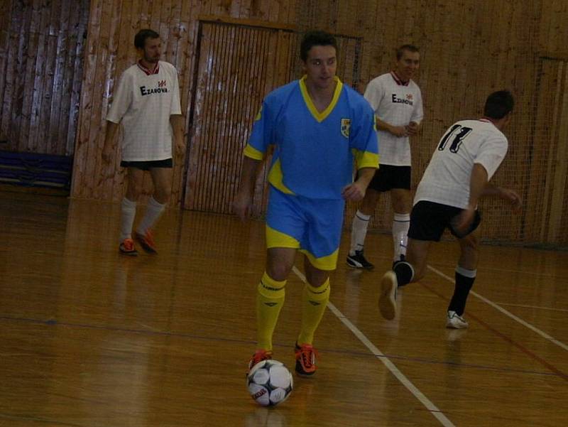 6. kolo Okresní futsalové ligy: Joga Players - Dynamo