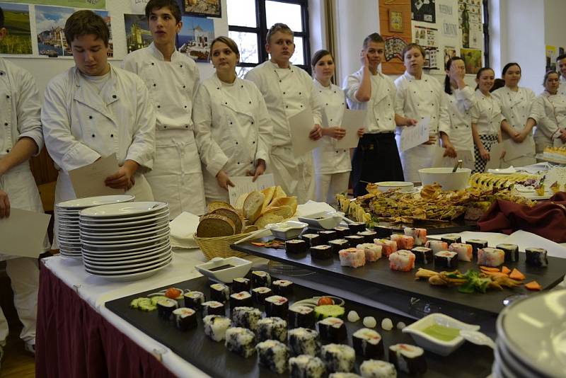 Zakončení kurzu studené kuchyně na škole v Horkách