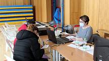 Mladá Boleslav a okolní regiony přijaly řadu rodin ukrajinských uprchlíků. Grant má pomoci při jejich začleňování do volnočasových aktivit i školní výuky.