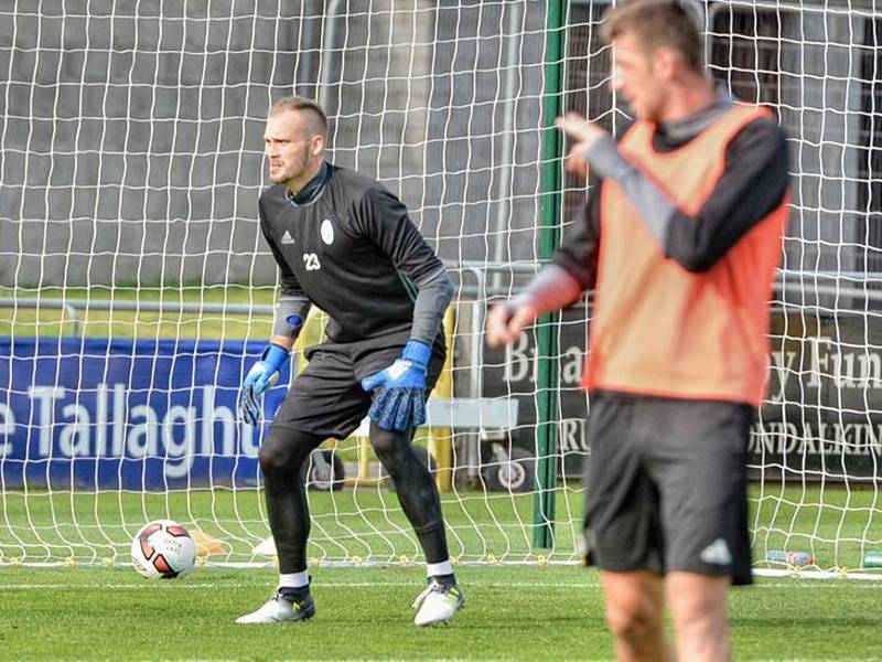 Trénink fotbalistů Mladé Boleslav v Dublinu před zápasem Evropské ligy.