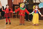 Dětské maškarní v Březovicích přilákalo přes třicet ratolestí v maskách a kostýmech