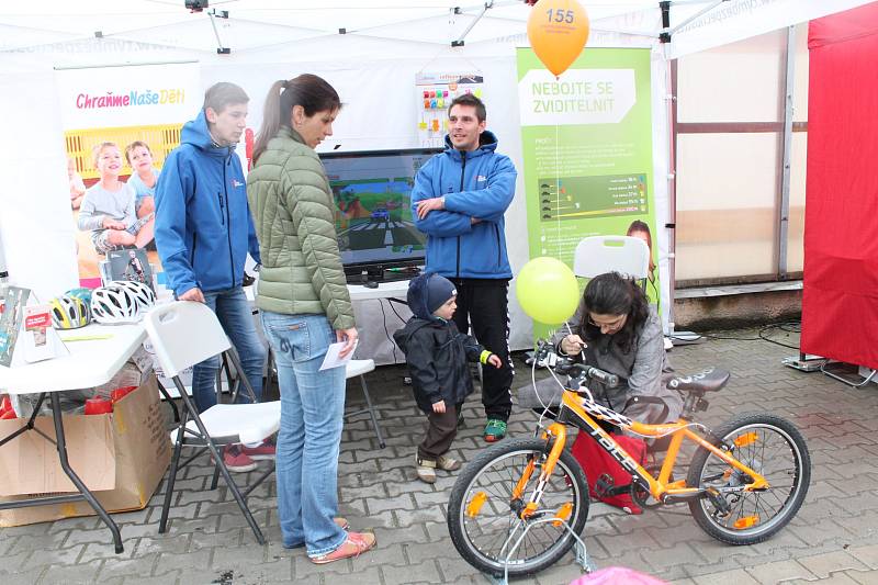 Den zdraví do Klaudiánovy nemocnice přilákal kolem čtyř stovek lidí