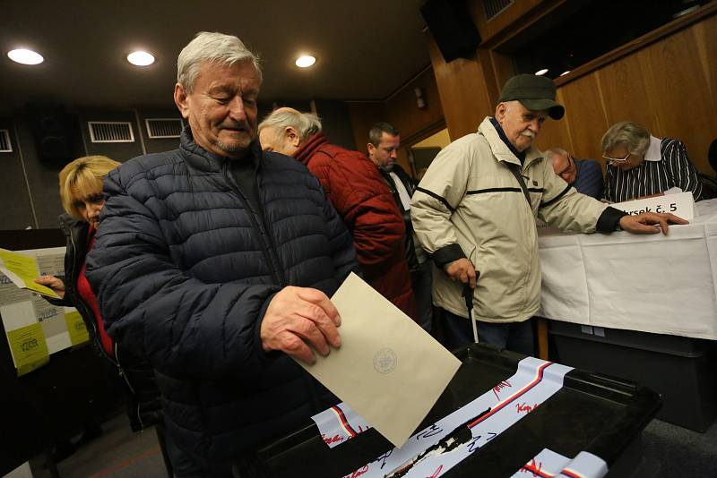 Druhé kolo prezidentských voleb v pátek 27. ledna 2023.