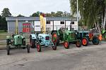 Výstava historických traktorů.