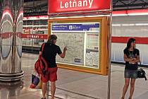 Stanice metra Letňany v Praze.