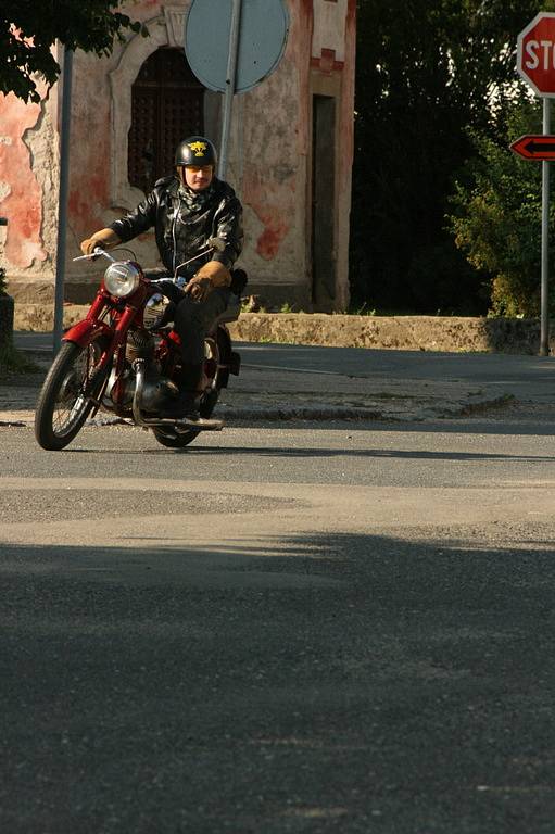 Spanilá jízda bezenského automotoklubu měla úspěch