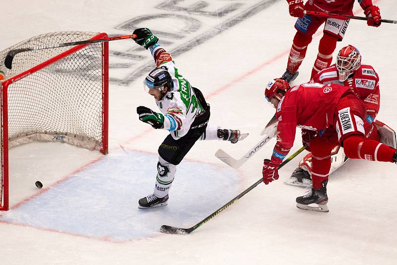 Utkání 2. kola semifinále play-off Generali České pojišťovny mezi HC Oceláři Třinec a BK Mladá Boleslav.