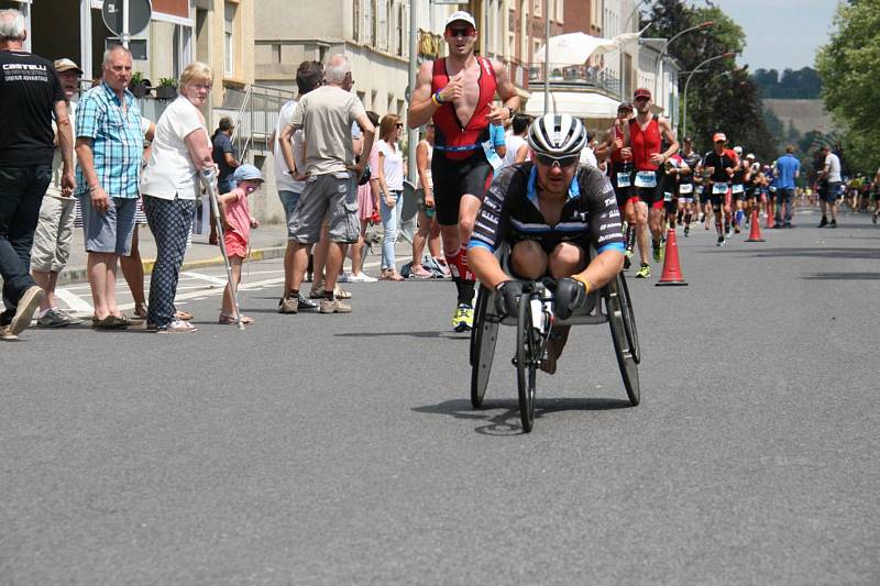 Dobříšský sportovec Jan Tománek si vylepšil osobní rekord v polovičním Ironmanovi a pojede na mistrovství světa.