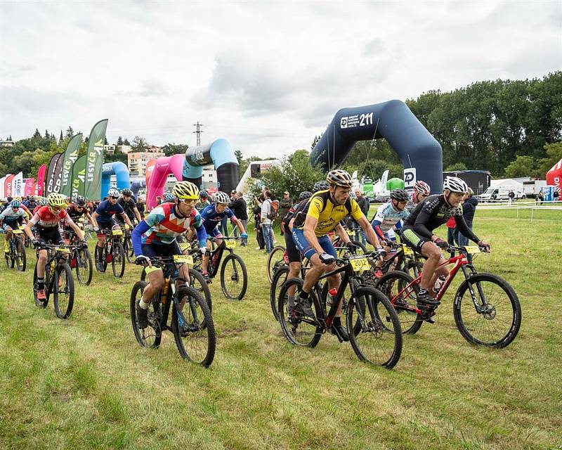 Z cyklistického seriálu pro veřejnost 'Kolo pro život' na Krásné louce v Mladé Boleslavi.