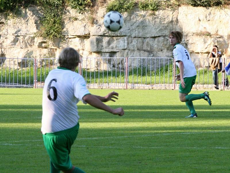 IV. třída: Bělá pod Bezdězem B - Sporting Mladá Boleslav