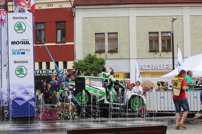 Vítězem čtyřiačtyřicátého ročníku Rally Bohemia se stala posádka ve složení Jan Kopecký a Pavel Dresler, kteří na start vyrazili s číslem jedna.