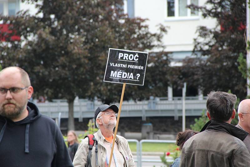 Z protestu v Mladé Boleslavi 9. června 2020.