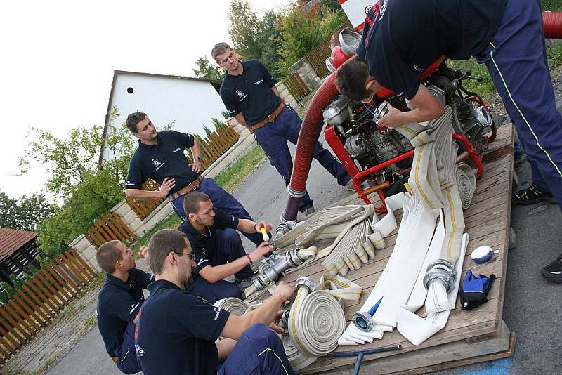 Sbor dobrovolných hasičů Dobšín - Kamenice, trénink.