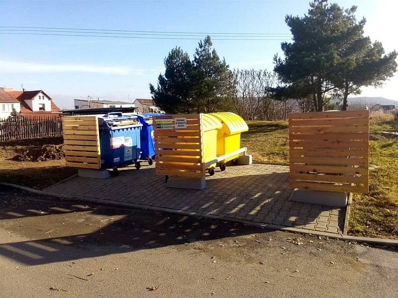 Komise pro rozvoj příměstských částí Mladé Boleslavi zajistila v několika čtvrtích a lokalitách takzvané aretační kontejnerové stání.