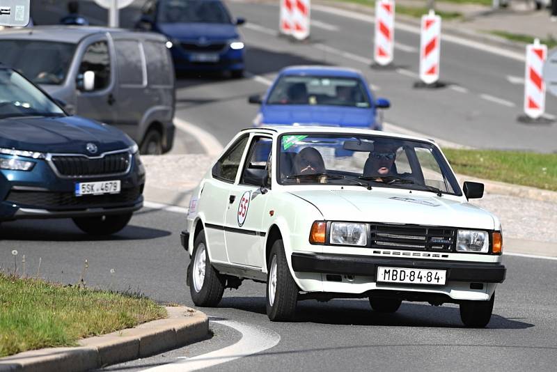 Oldtimer Bohemia Rally 2021 lákala fanoušky motorsportu