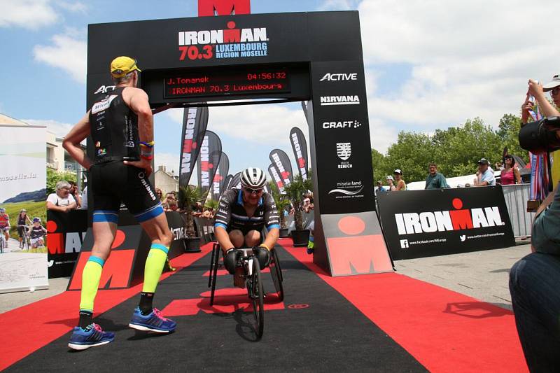 Dobříšský sportovec Jan Tománek si vylepšil osobní rekord v polovičním Ironmanovi a pojede na mistrovství světa.