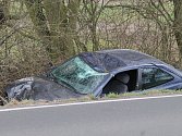Nehoda na silnici mezi Kosmonosy a Horními Stakory.