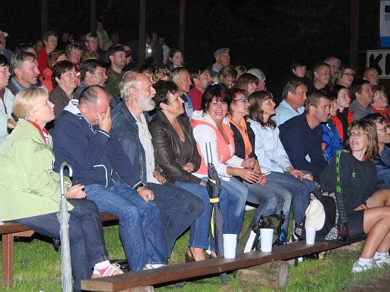 Jarmila Šuláková a Fleret uzavřeli Valečovské kulturní léto.