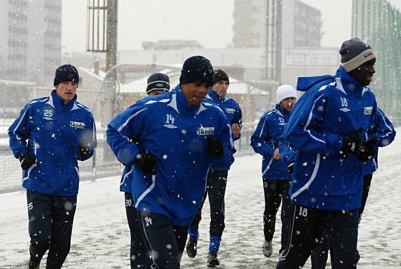 Úvodní trénink fotbalistů Boleslavi pod Karlem Stannerem