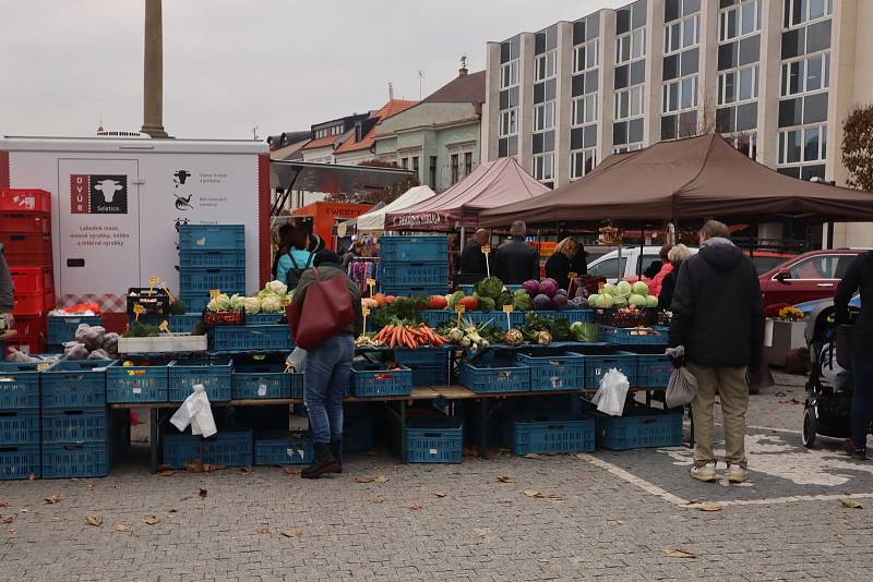 Páteční trhy na Staroměstském náměstí v Mladé Boleslavi.