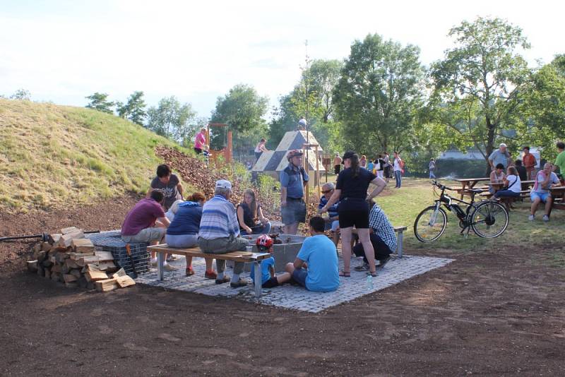 Sportovně rekreační areál na Urbanovce v Benátkách nad Jizerou byl slavnostně uveden do provozu. 