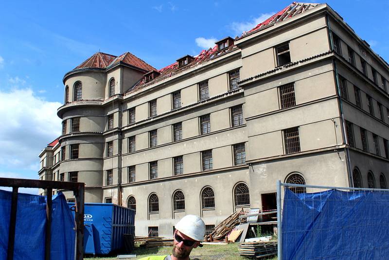 Demolice bývalé věznice v Mladé Boleslavi.