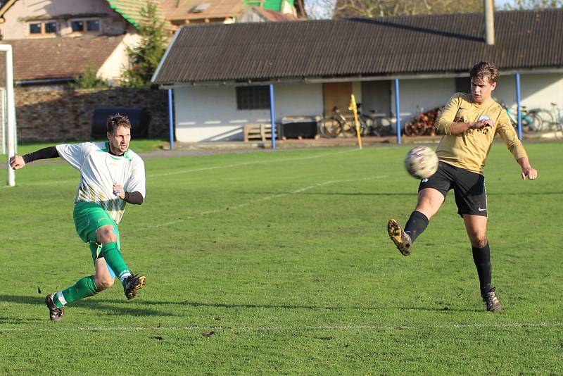 Okresní přebor, 1. kolo (12. hrané): SK Meteor Kostelní Hlavno - FK Krnsko (0:4), hráno 5. listopadu 2022.