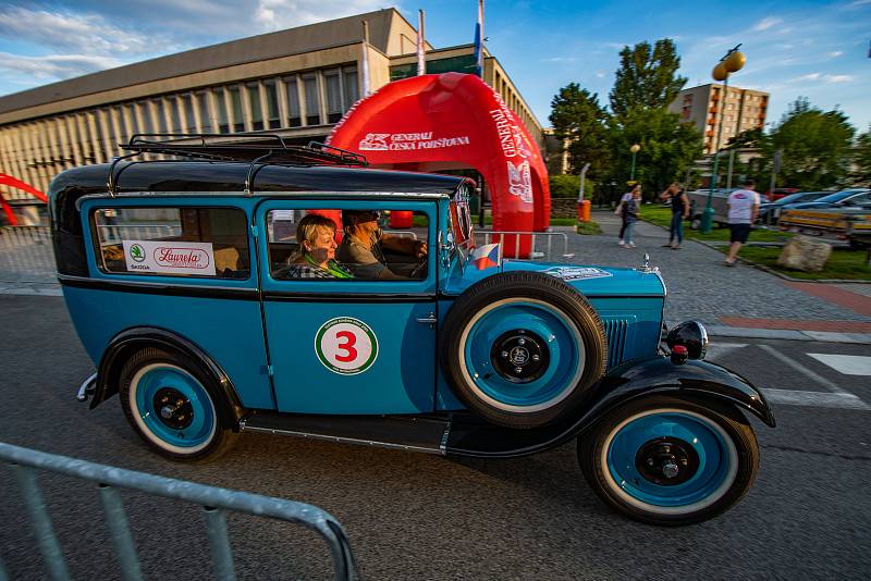 Oldtimer Bohemia Rally 2021 lákala fanoušky motorsportu