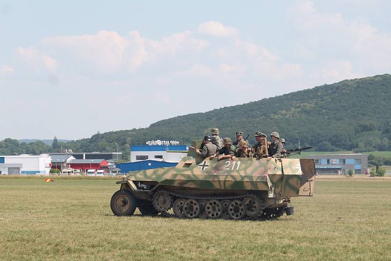 Dobový letecký den se vydařil.