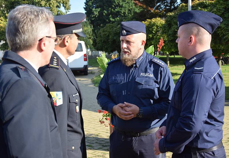 Polští policisté působili ve společných hlídkách s mladoboleslavskými policisty.