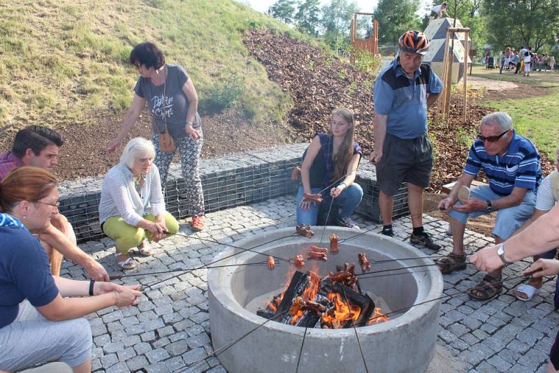 Sportovně rekreační areál na Urbanovce v Benátkách nad Jizerou byl slavnostně uveden do provozu. 