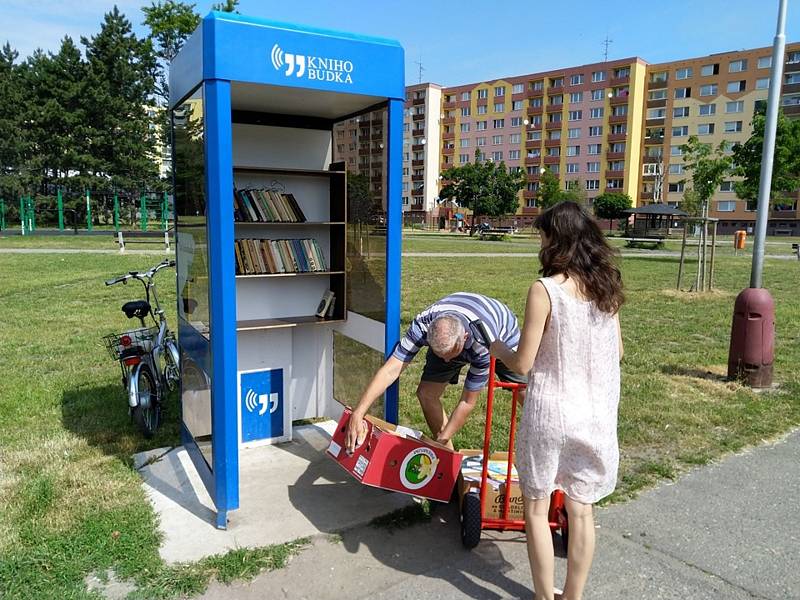 Knihobudky? Lidé si jen neberou, nosí také nové kousky