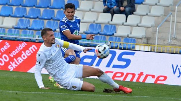 Fotbalisté Mladé Boleslavi nastoupí proti Hradci povzbuzení pohárovou výhrou nad Plzní.