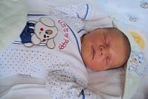 MATYÁŠ Kyselka se narodil rodičům Veronice a Tomášovi 20. prosince. Vážil 3,51 kg a měřil 50 cm.
