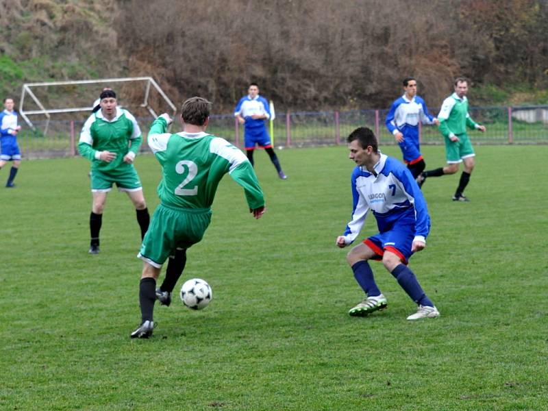 IV. třída: Bělá pod Bezdězem B - Kosořice B