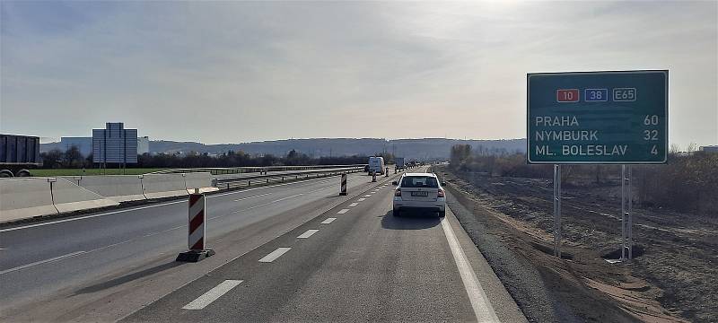 Nové úpravy provozu na dálnici D10 kolem Mladé Boleslavi směrem na Prahu.